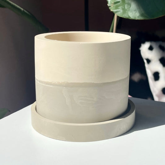 Beige & Grey Pot